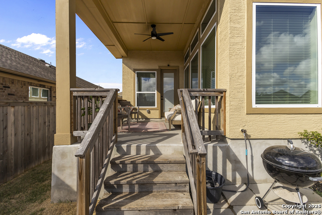Listing photo id 43 for 22924 Grande Vista
