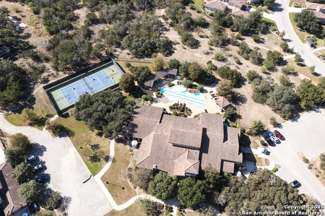 Listing photo id 47 for 22924 Grande Vista