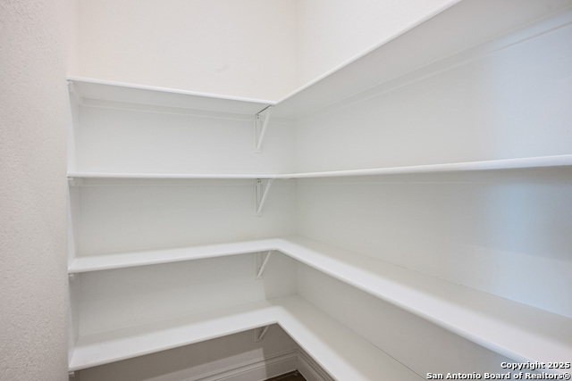 Image 12 of 49 For 3603 Daisy Spg