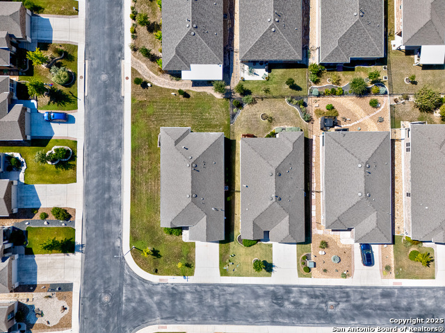 Image 29 of 49 For 3603 Daisy Spg