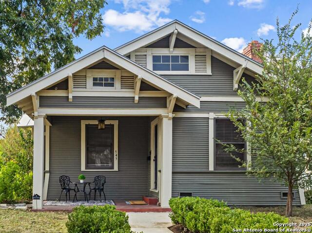 Listing photo id 0 for 545 Wickes  