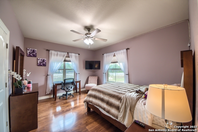 Listing photo id 27 for 101 Auburn Cove