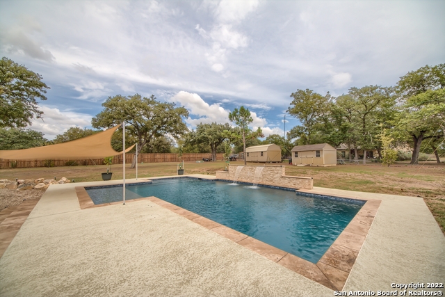 Listing photo id 32 for 101 Auburn Cove