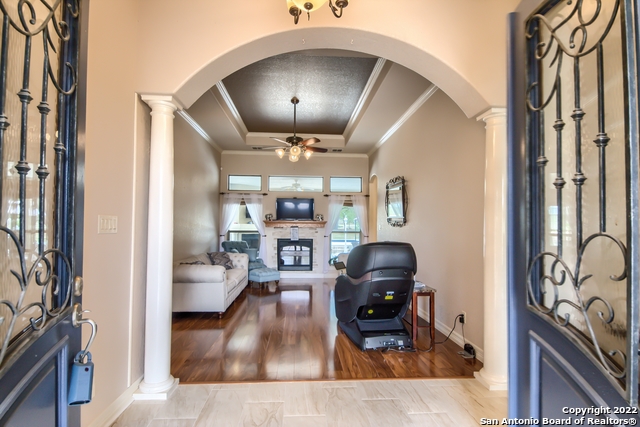 Listing photo id 4 for 101 Auburn Cove