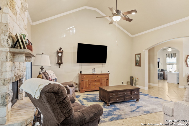 Image 14 of 44 For 1212 Doe Run Hollow