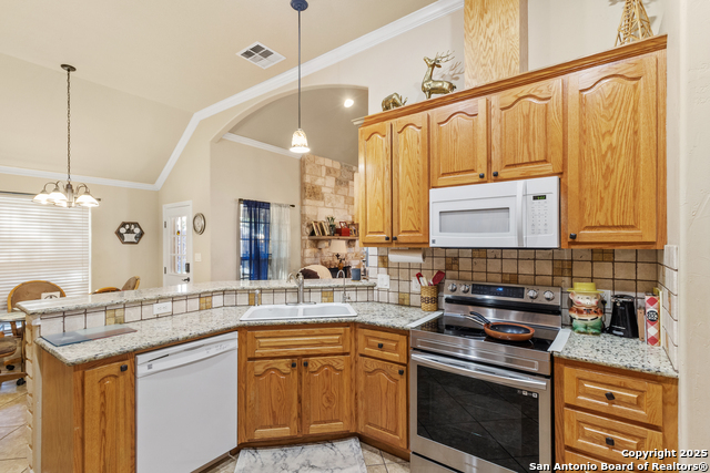 Image 15 of 44 For 1212 Doe Run Hollow