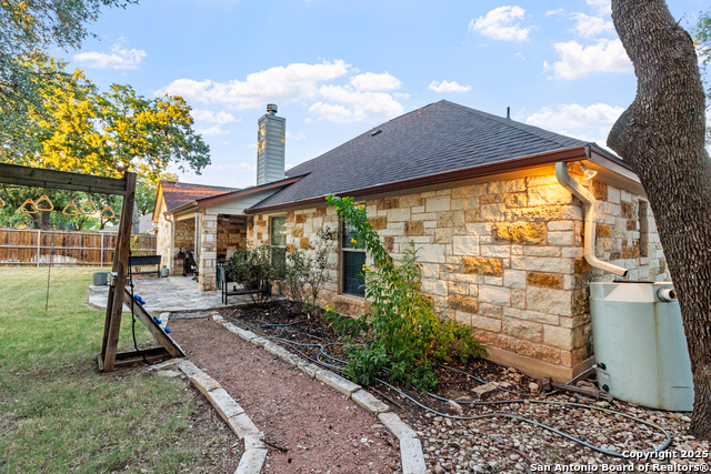 Image 38 of 44 For 1212 Doe Run Hollow