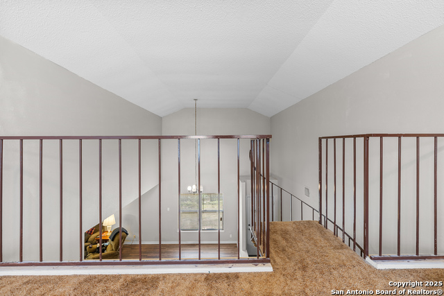 Image 14 of 21 For 10422 Country Bluff