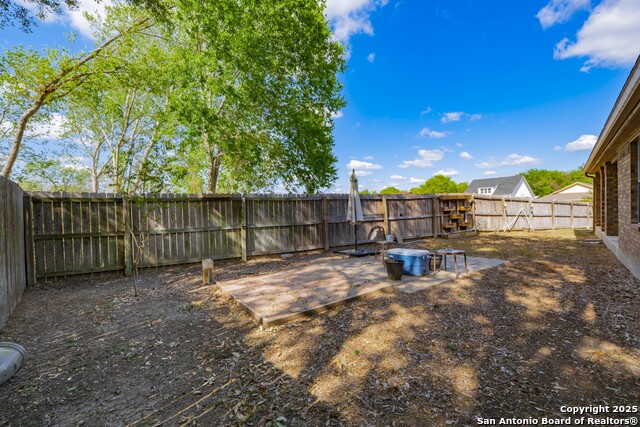 Listing photo id 28 for 206 Club View West