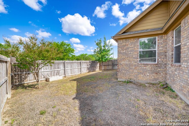 Listing photo id 29 for 206 Club View West