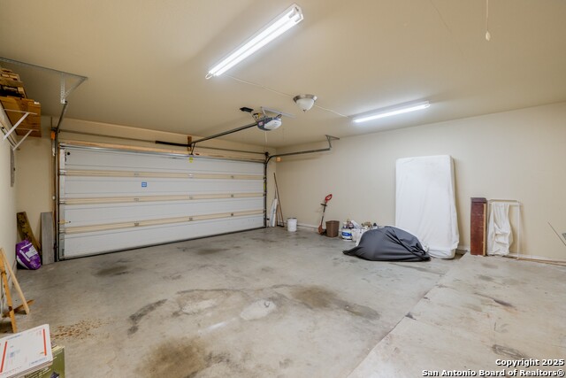 Listing photo id 31 for 206 Club View West