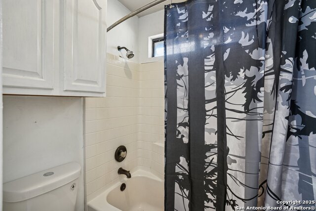Listing photo id 20 for 1290 Hidden Oaks