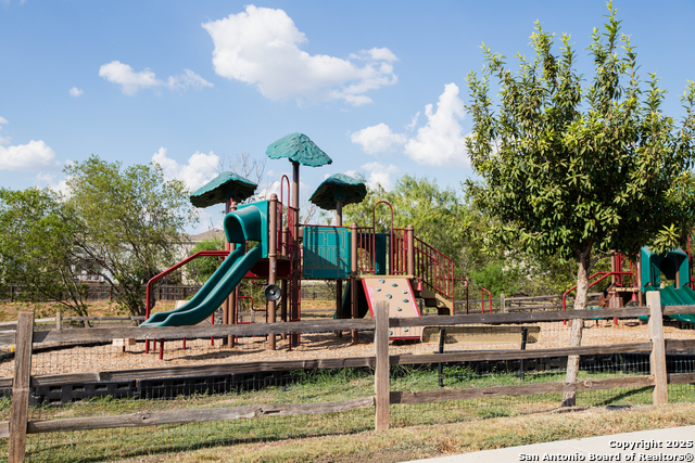 Image 12 of 13 For 5535 Rosillo Chase