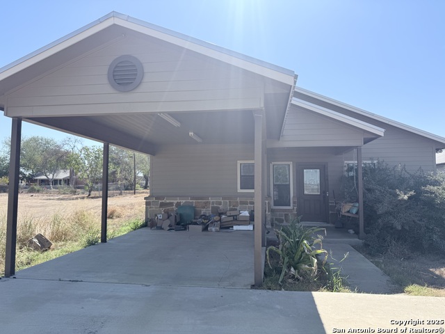 Image 3 of 21 For 1104 Poplar