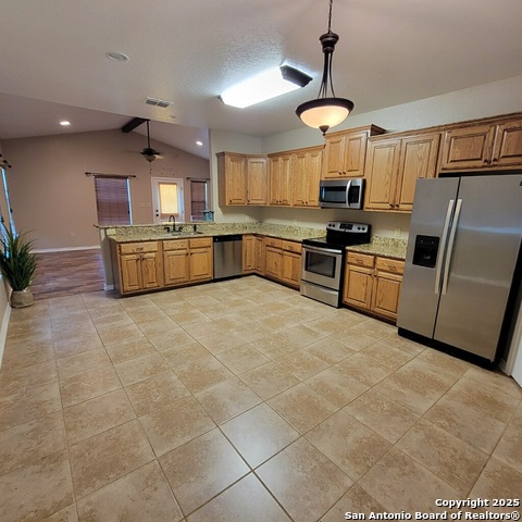 Image 5 of 21 For 1104 Poplar