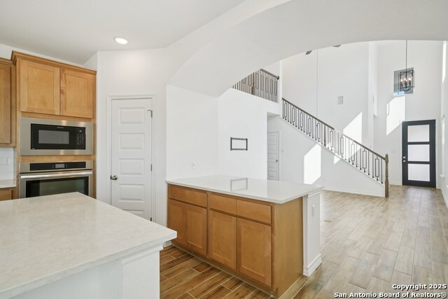 Listing photo id 13 for 10833 Coppola