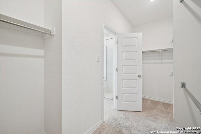 Listing photo id 22 for 10833 Coppola