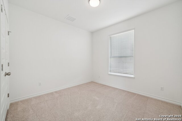 Listing photo id 23 for 10833 Coppola