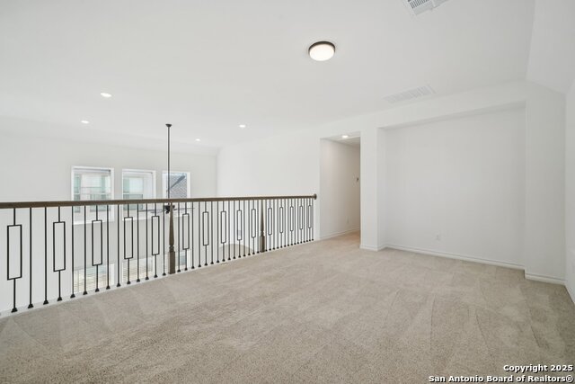 Listing photo id 26 for 10833 Coppola