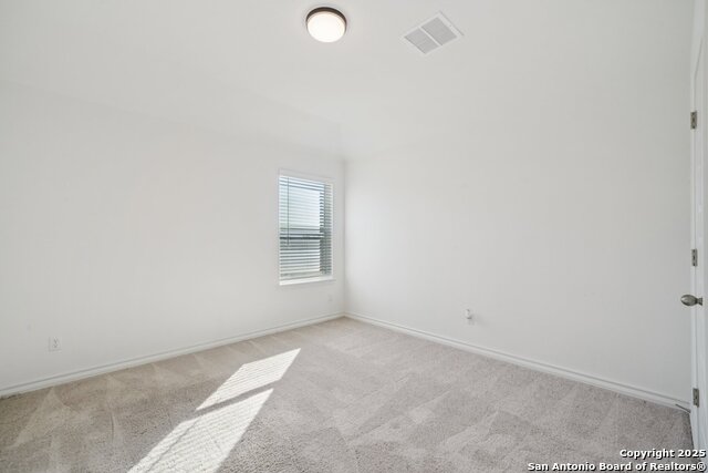 Listing photo id 29 for 10833 Coppola