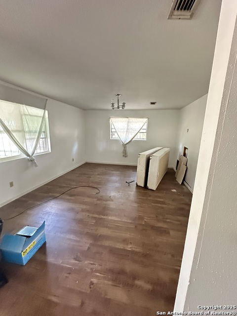 Image 4 of 13 For 10498 Hollowell Rd,