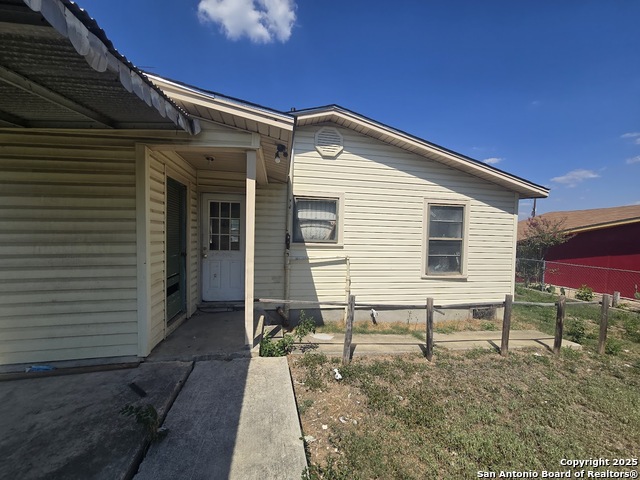 Image 2 of 7 For 2522 Schley  