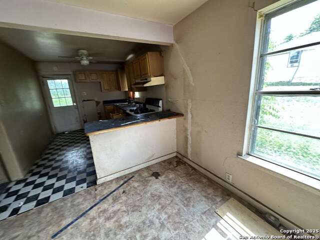 Image 4 of 7 For 2522 Schley  