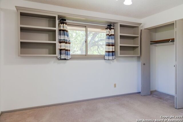 Listing photo id 26 for 2034 Encino Vista