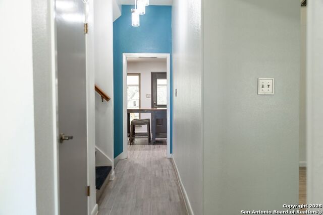 Listing photo id 35 for 2034 Encino Vista