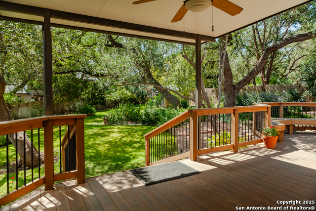 Listing photo id 36 for 2034 Encino Vista