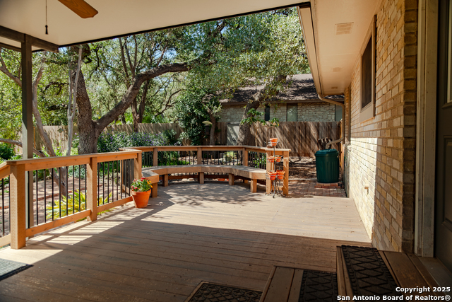 Listing photo id 38 for 2034 Encino Vista