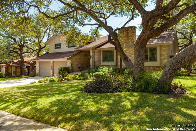 Listing photo id 42 for 2034 Encino Vista