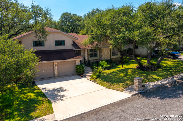 Listing photo id 47 for 2034 Encino Vista