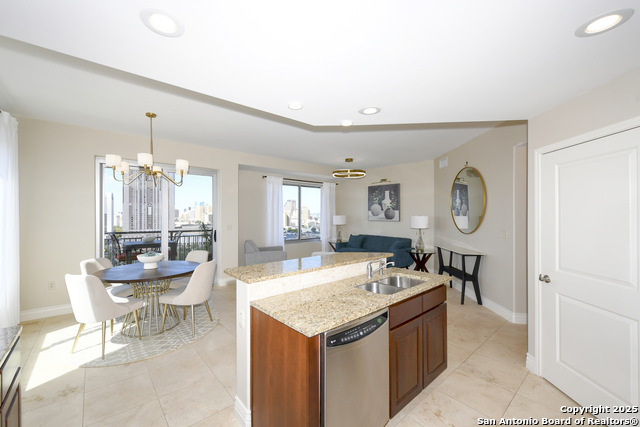 Image 18 of 64 For 215 Center St  1307