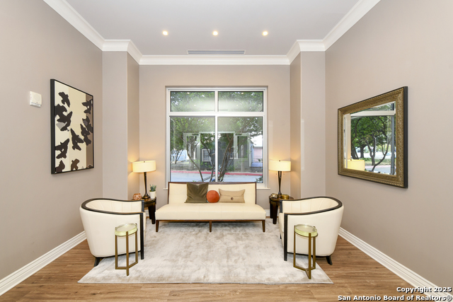 Image 34 of 64 For 215 Center St  1307