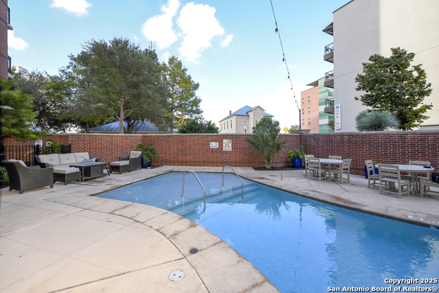 Image 39 of 64 For 215 Center St  1307