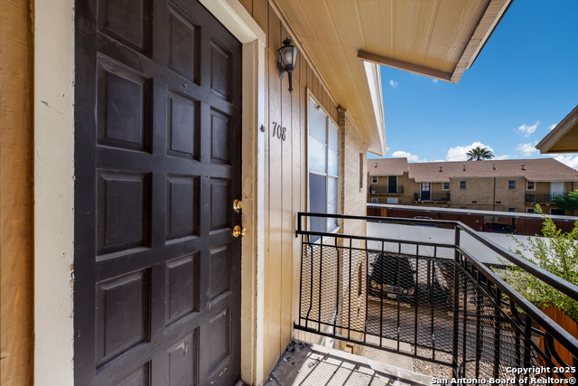 Details for 923 Vance Jackson Rd  708, San Antonio, TX 78201