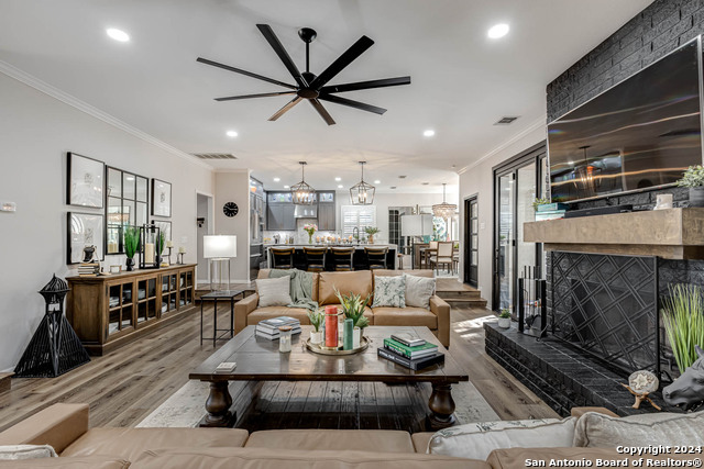 Image 12 of 48 For 806 Lari Dawn