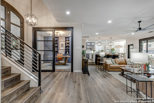 Image 8 of 48 For 806 Lari Dawn