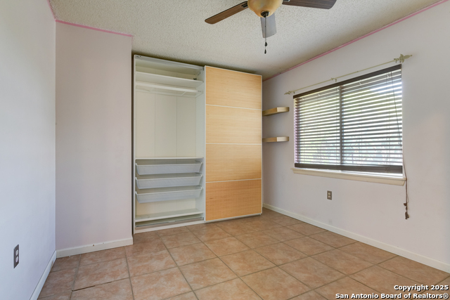 Image 10 of 23 For 5818 Brambletree