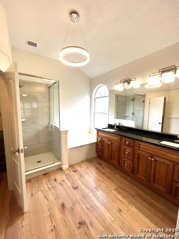 Listing photo id 11 for 3823 Sage Ridge