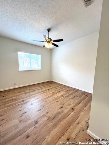 Listing photo id 17 for 3823 Sage Ridge