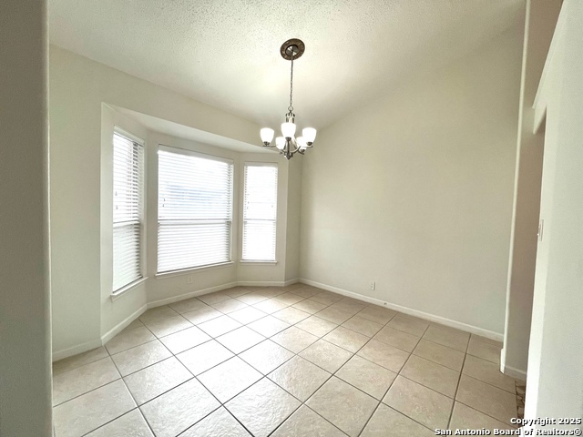 Listing photo id 6 for 3823 Sage Ridge