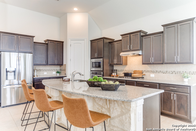 Image 10 of 30 For 233 Branson Falls