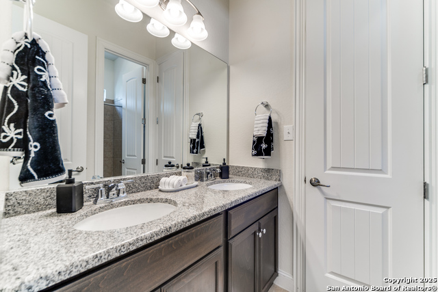 Image 23 of 30 For 233 Branson Falls