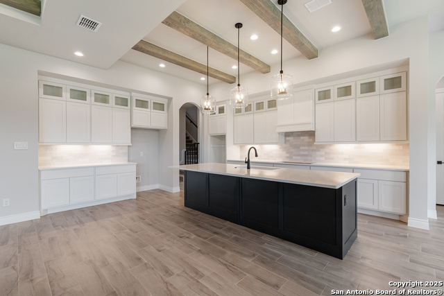 Listing photo id 8 for 278 Allen Ave