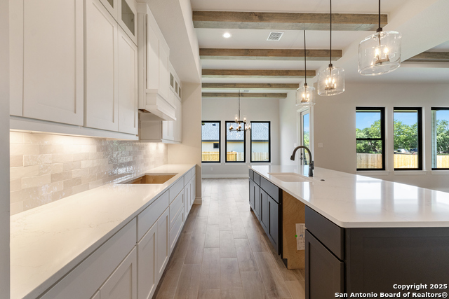 Listing photo id 11 for 278 Allen Ave