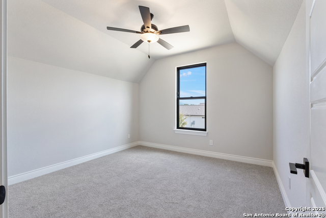 Listing photo id 18 for 278 Allen Ave