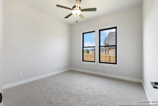 Listing photo id 23 for 278 Allen Ave