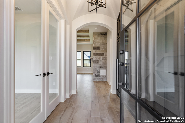 Listing photo id 2 for 278 Allen Ave